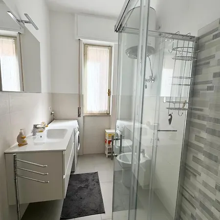 Hostdomus - Alma House Apartamento Finale Ligure